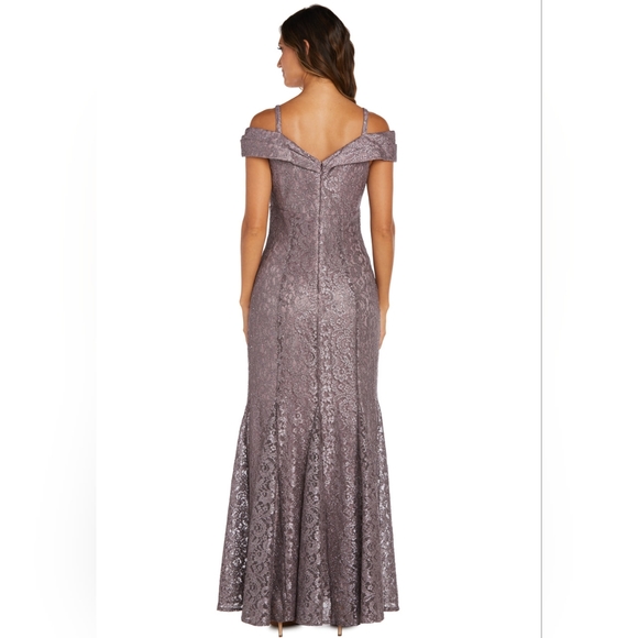 Formal Dress - Picture 6 of 6